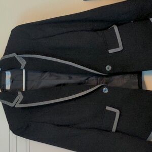 Tahari blazer